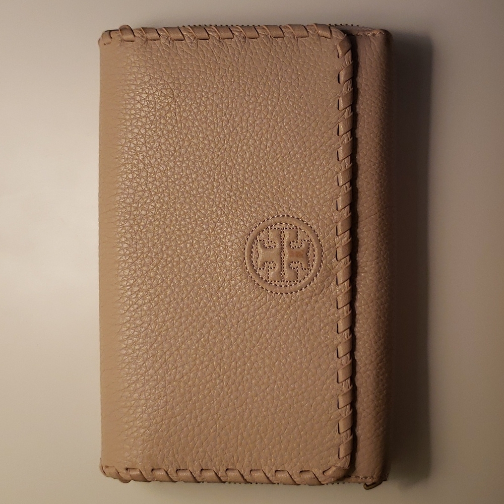 Tory Burch Wallet Crossbody